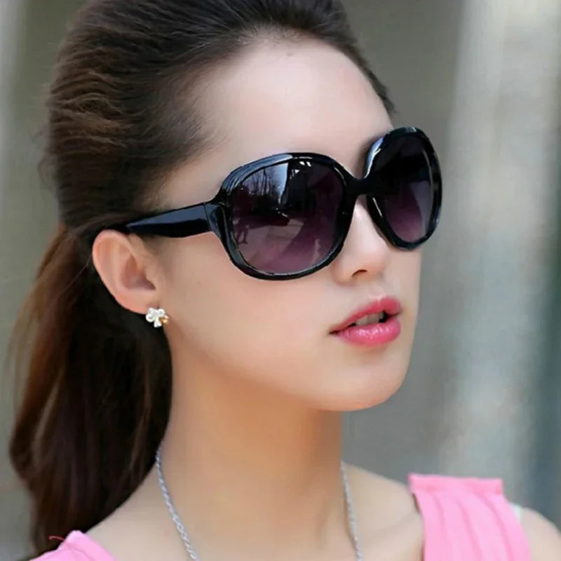 Oversized Gradient Oval Sunglasses