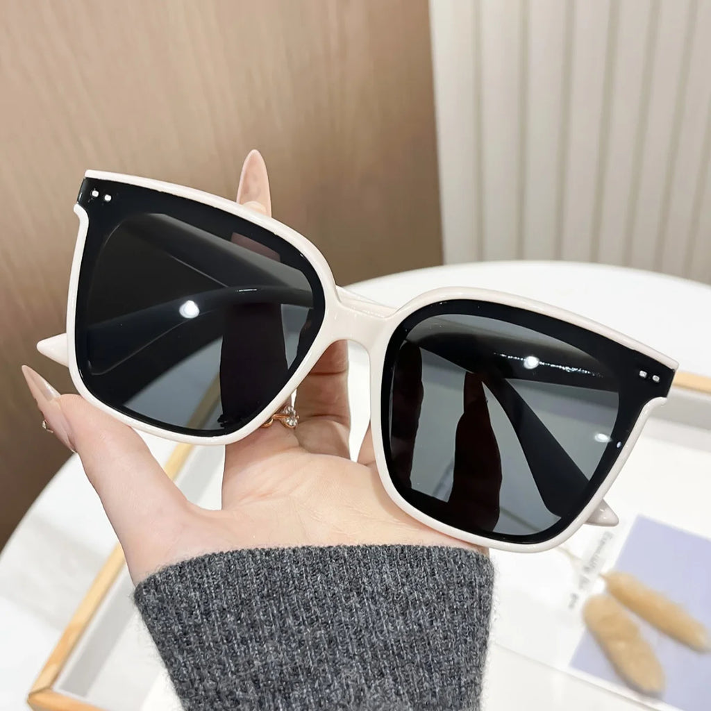 Retro Square Anti-Reflective UV400 Sunglasses-White