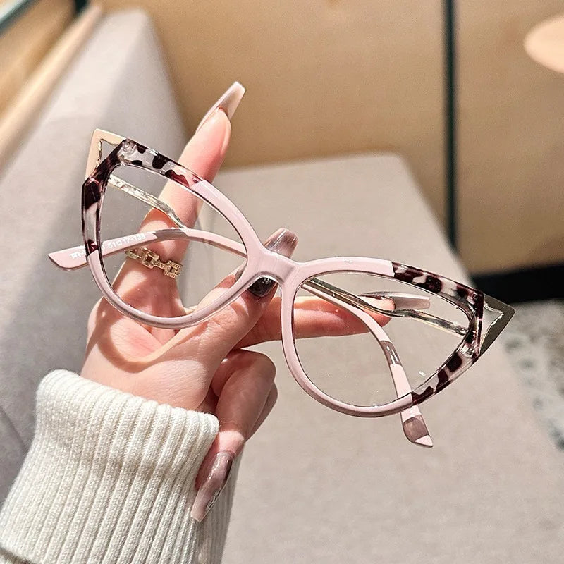 Minimalist Cat-Eye Blue Light Glasses