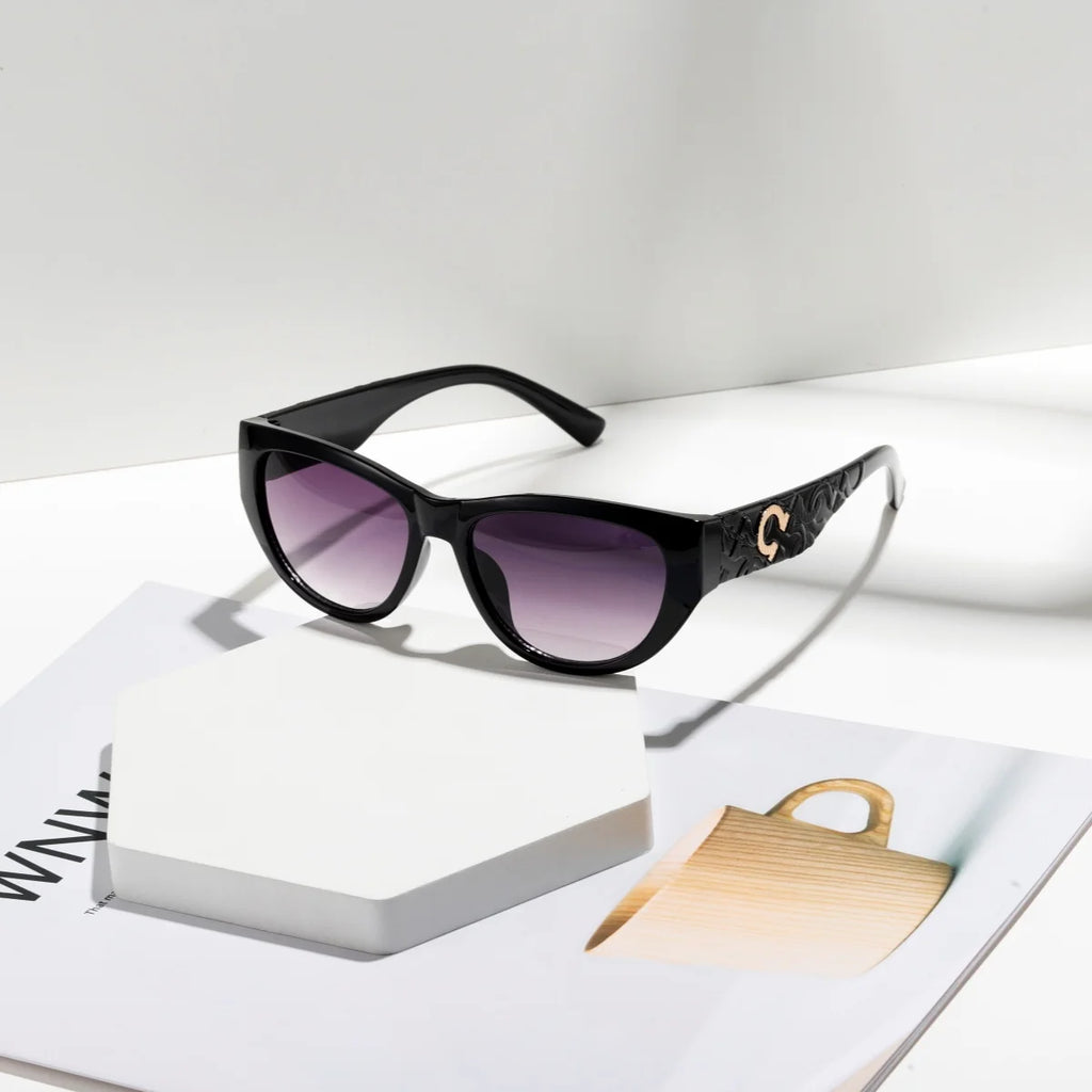 Vintage Oval Gradient Sunglasses