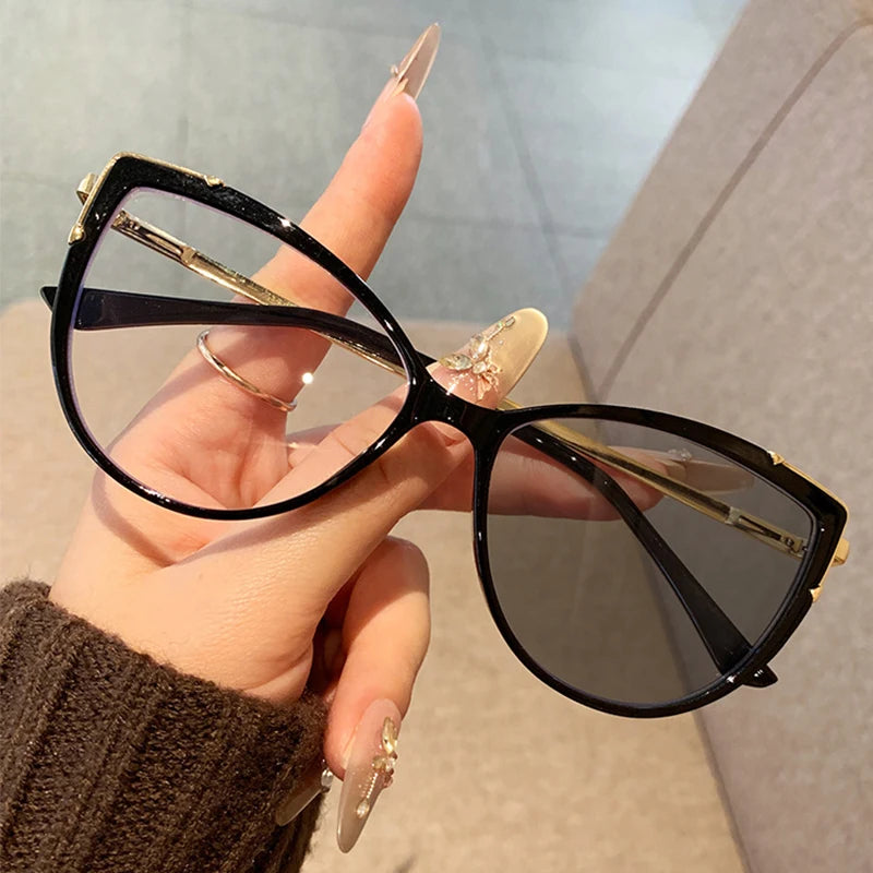 Retro Photochromic Cat-Eye Blue Light Glasses